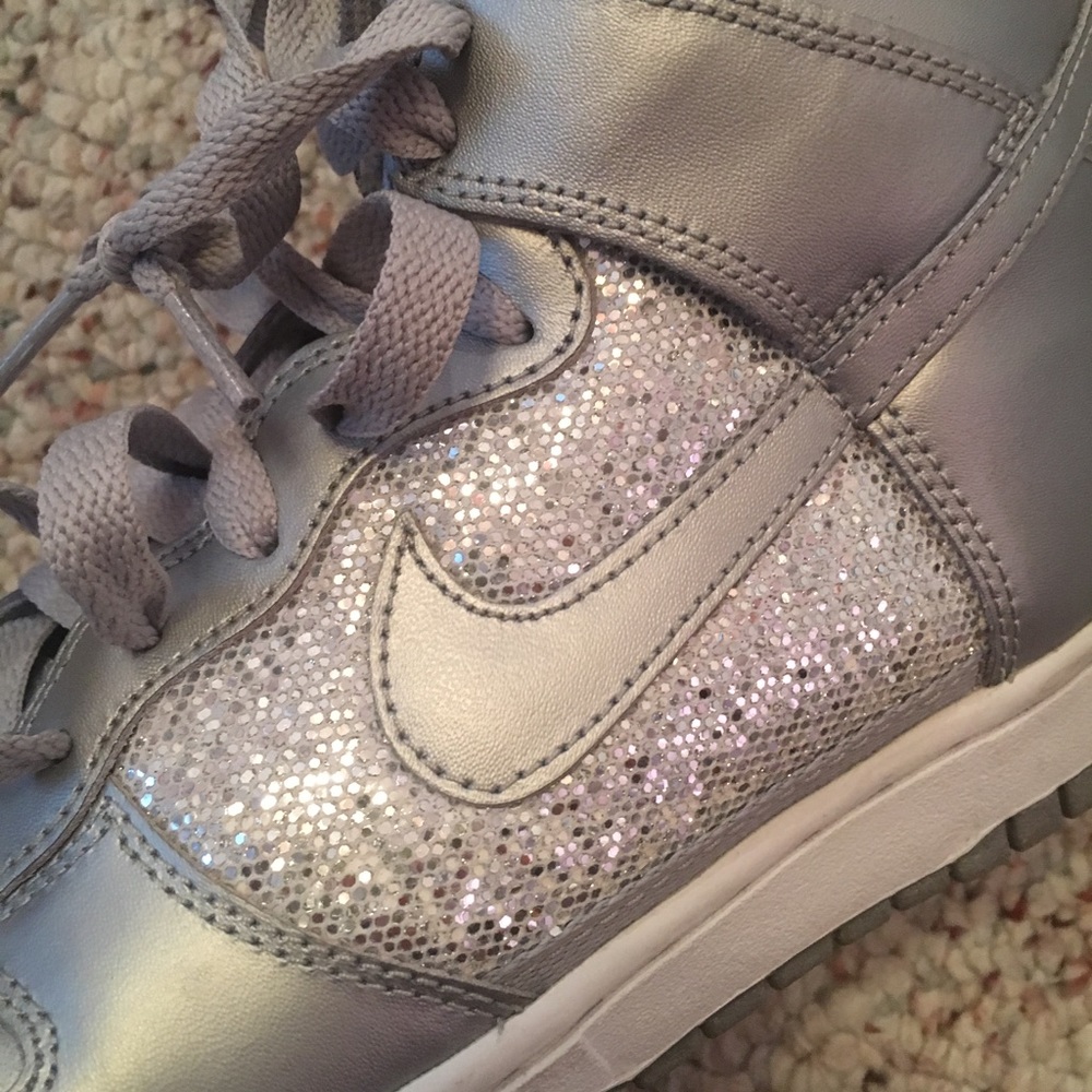 Women’s Nike Dunks Silver Sparkle Size 8